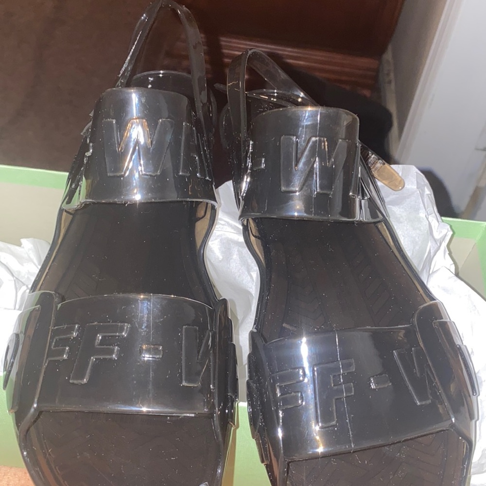 Off White Jelly Sandals With Strap